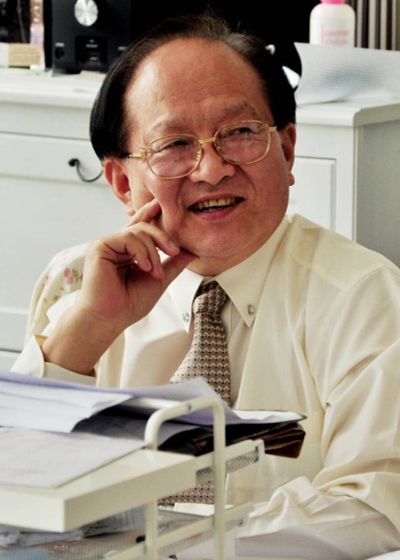 郑大昕